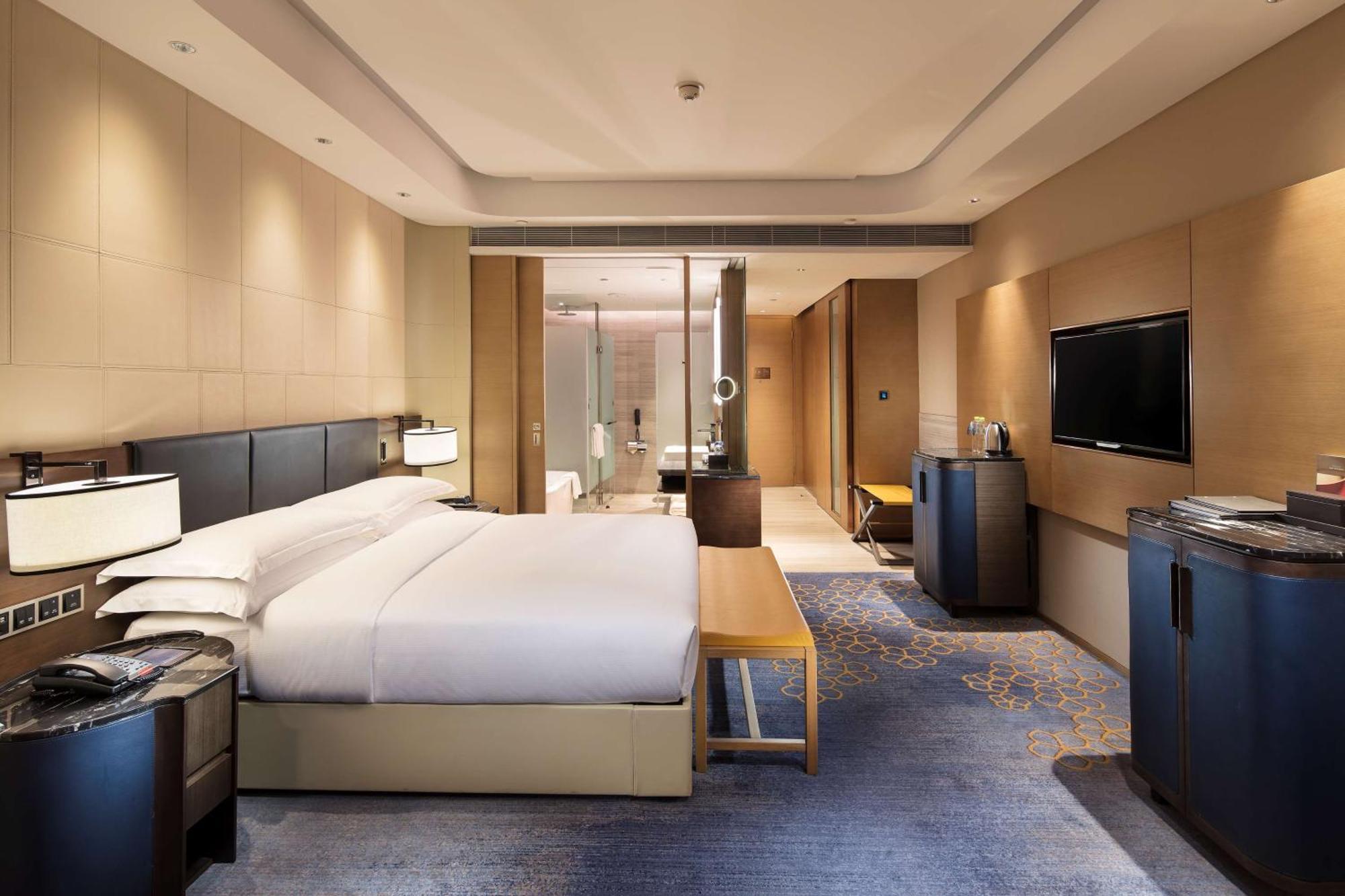 Hilton Jinan South Hotel & Residences Экстерьер фото