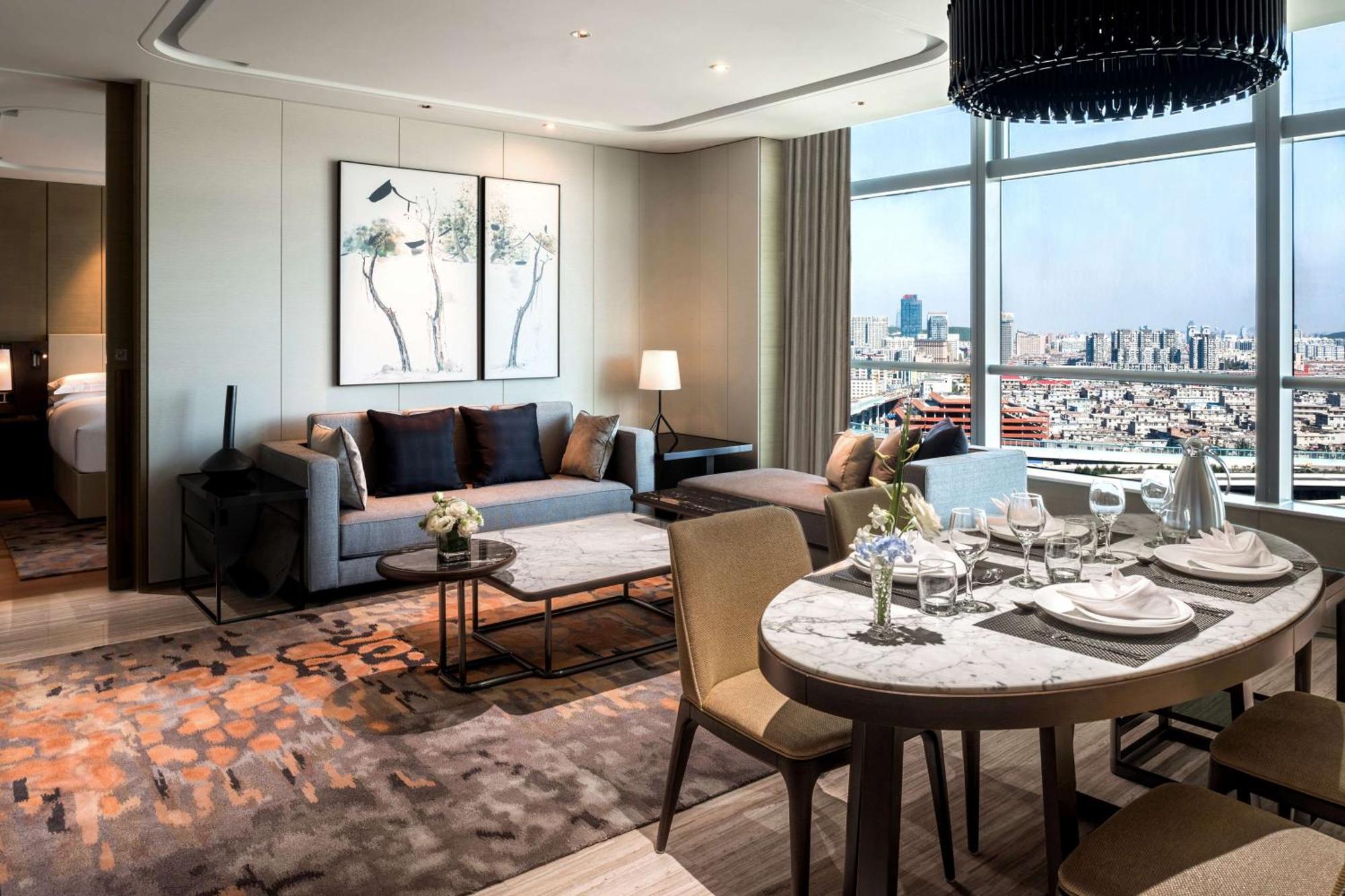 Hilton Jinan South Hotel & Residences Экстерьер фото