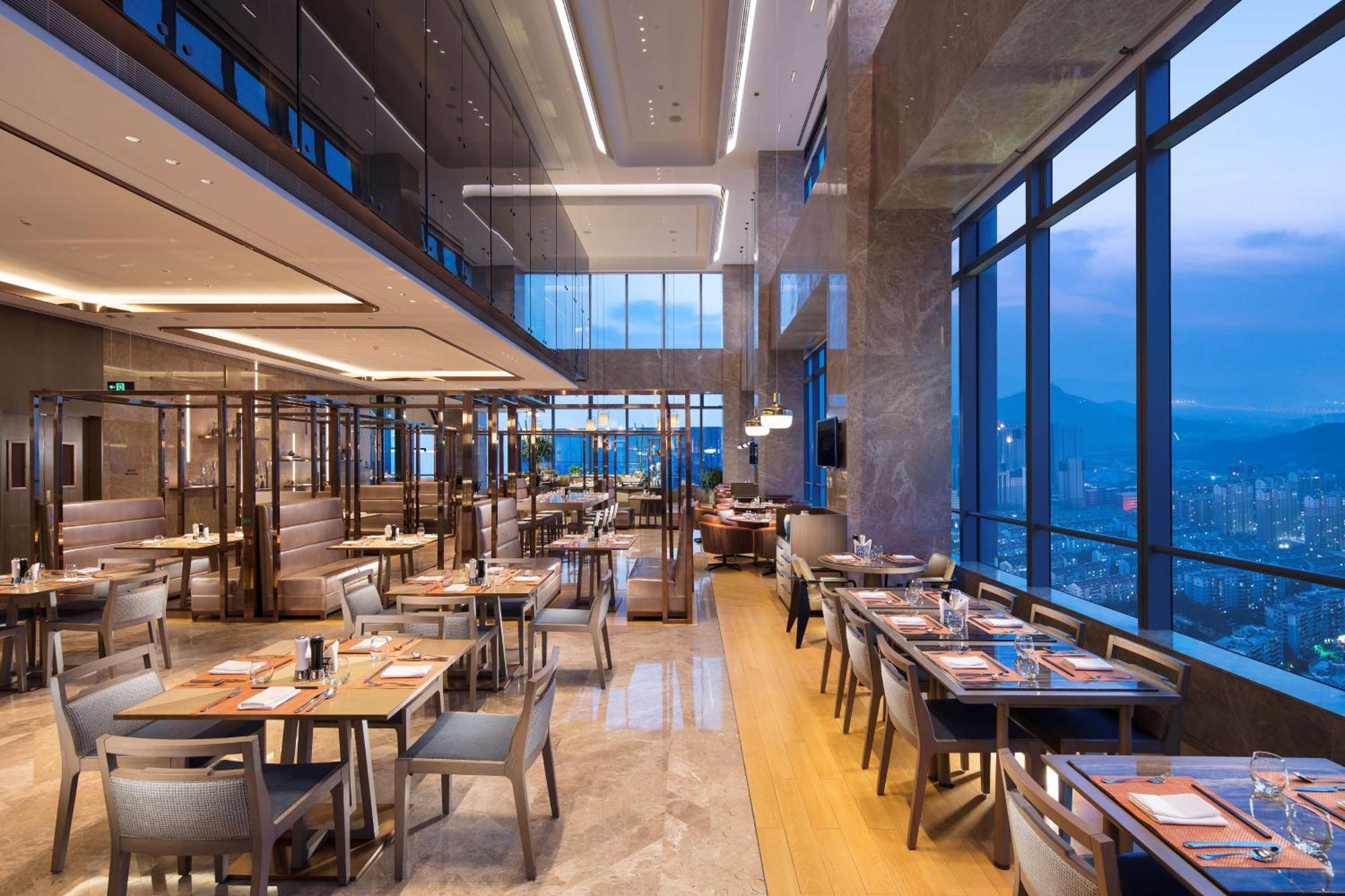 Hilton Jinan South Hotel & Residences Экстерьер фото