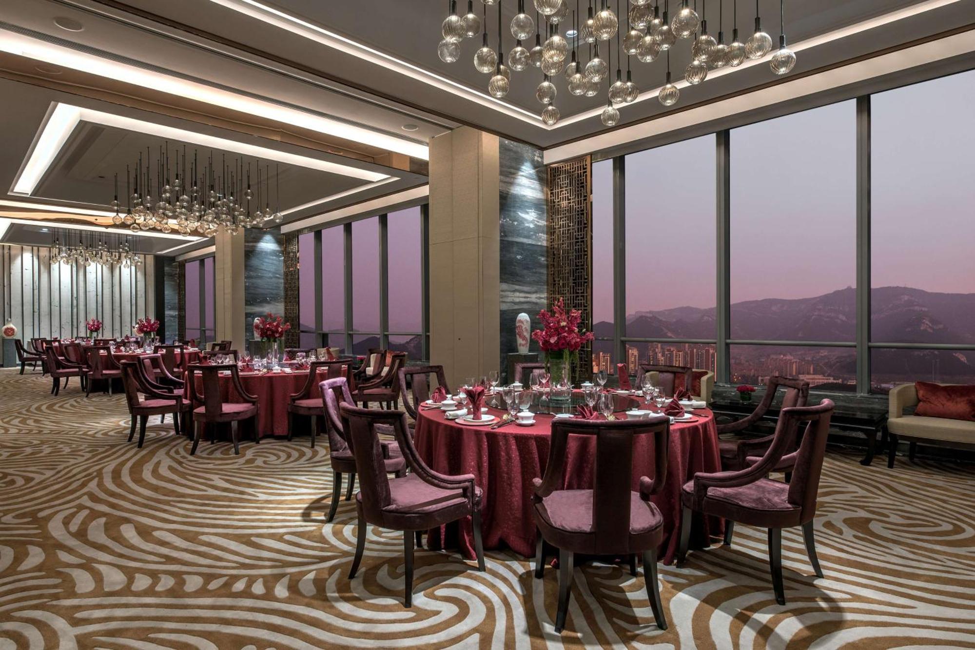 Hilton Jinan South Hotel & Residences Экстерьер фото